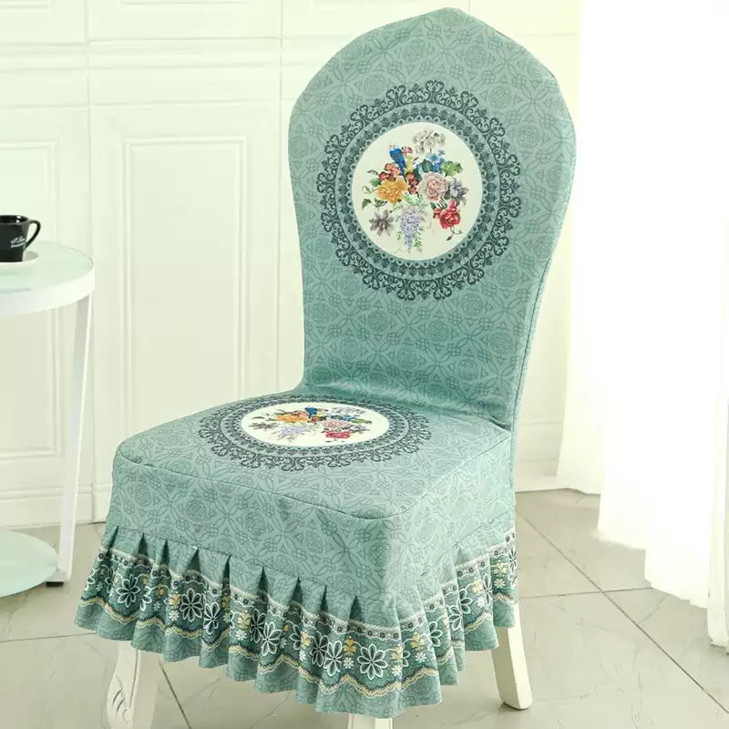 Housse de chaise baroque louis 16 ancienne luxe avec jupe