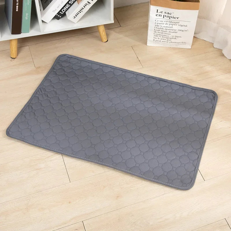 Tapis de protection imperméable, absorbant urine pour chiens chats gris