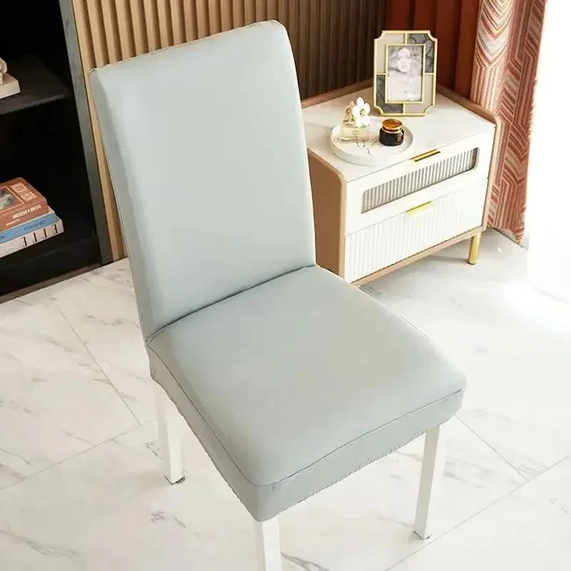 zoom Housse de chaise imperméable simili cuir hydrofuge argent