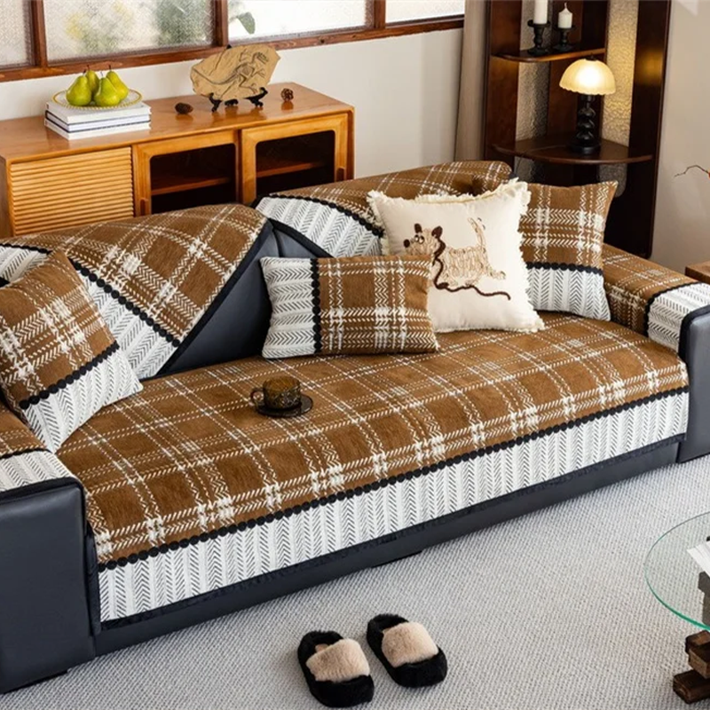 Housse canapé antidérapante anti griffes de chat carreaux écossais café de profil