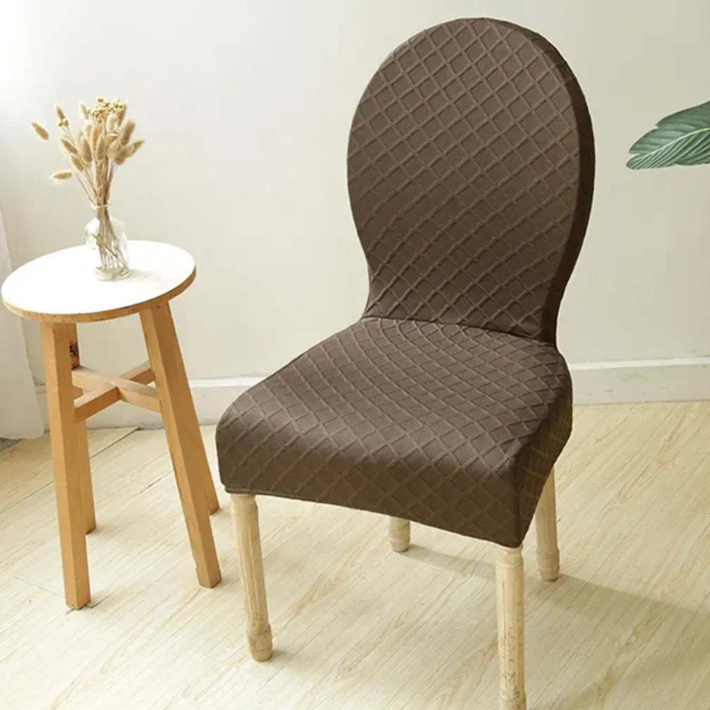 Housse de chaise baroque extensible anti griffes marron