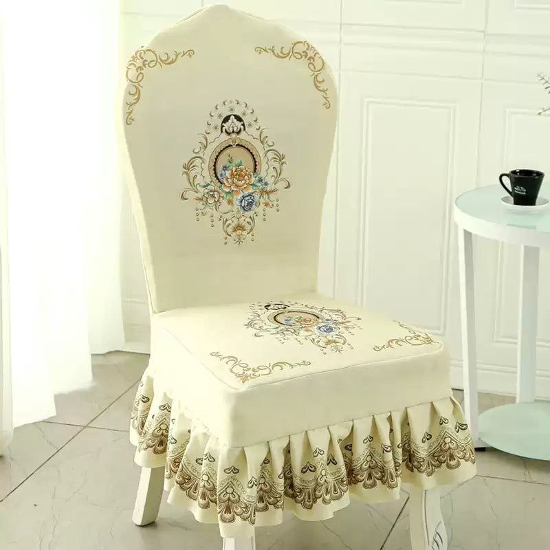 Housse de chaise baroque louis 16 ancienne luxe avec jupe écru