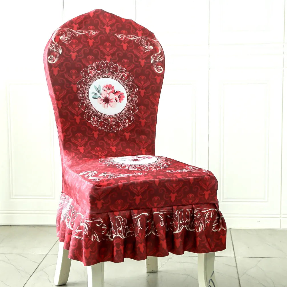 Housse de chaise baroque louis 16 ancienne luxe avec jupe rouge