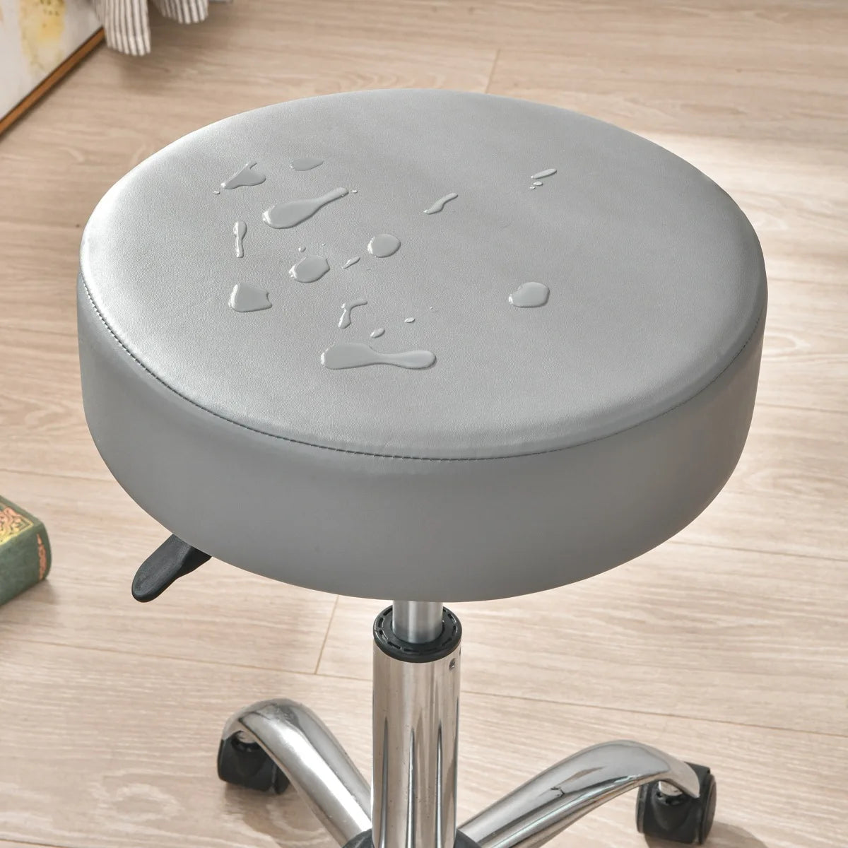 Housse tabouret rond imperméable simili cuir argent