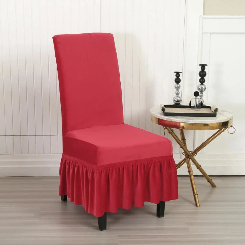 Housse de chaise avec jupe velours rouge